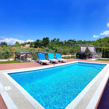 别墅 Domus Luxury Villas