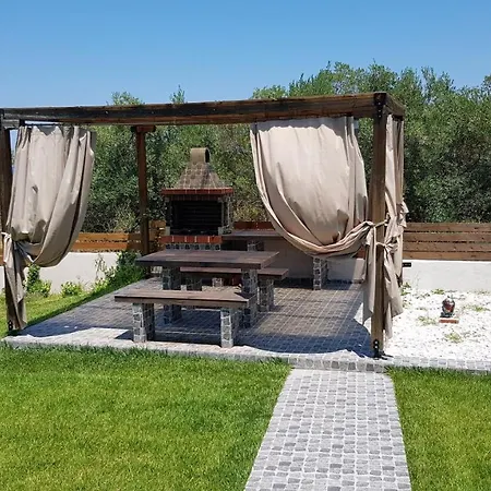 Domus Luxury Villas * 卡尼奥提