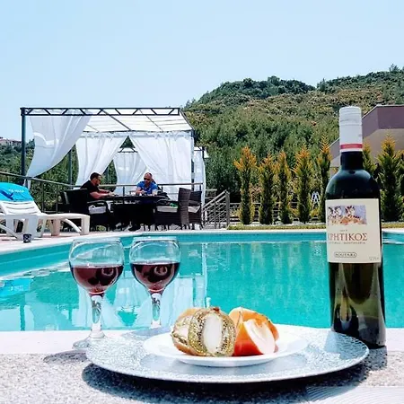 Domus Luxury Villas *